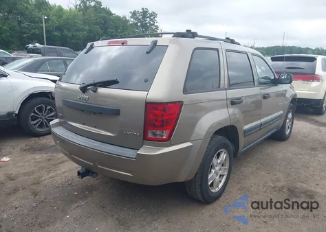 2005 Jeep Grand Cherokee Laredo z USA, uszkodzony, nr VIN 1J4GR48K35C556188